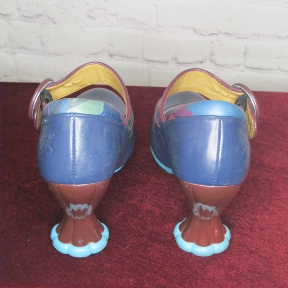 SOLD* Discontinued John Fluevog Blue Floral Ceres Heels, 7.5 with original box - Picture 13 of 16